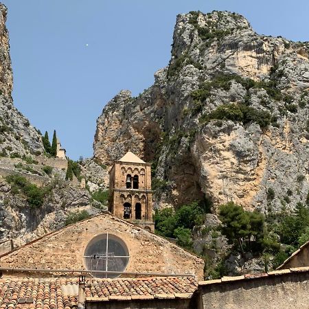 Appartement L'Etoile Moustiers-Sainte-Marie Exteriér fotografie