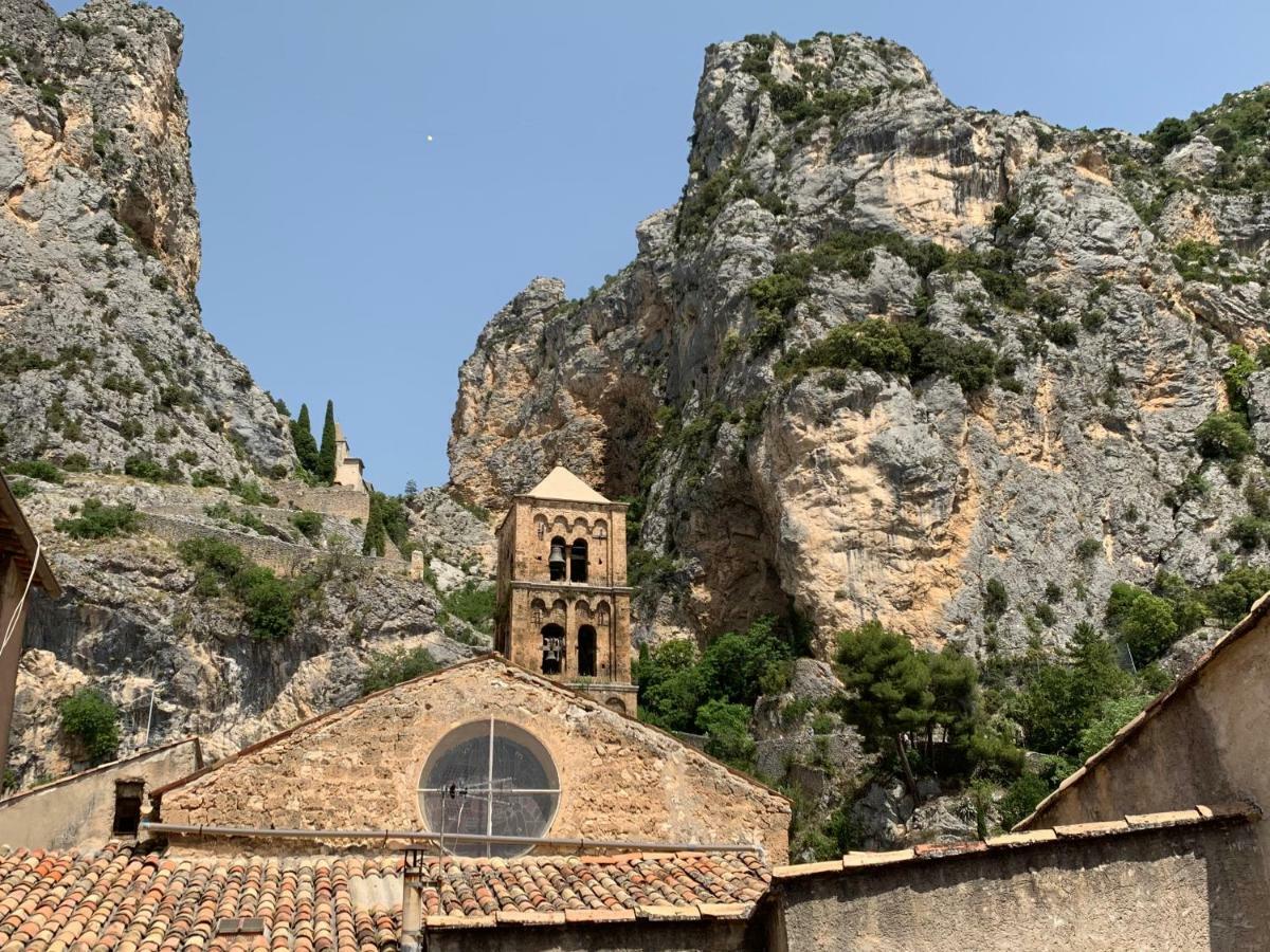 Appartement L'Etoile Moustiers-Sainte-Marie Exteriér fotografie